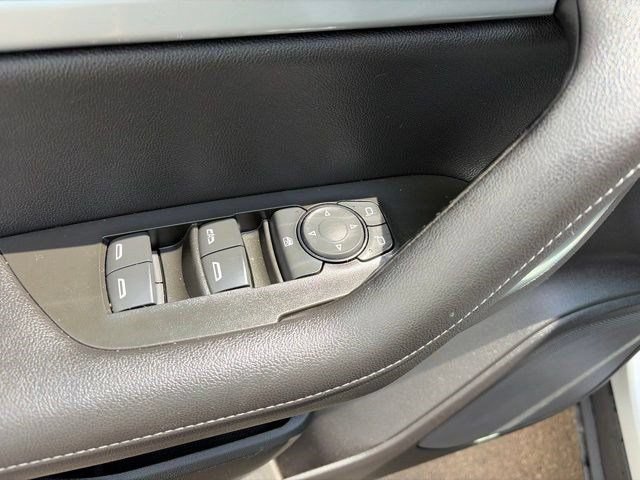 Used 2020 Chevrolet Blazer LT FWD image 14