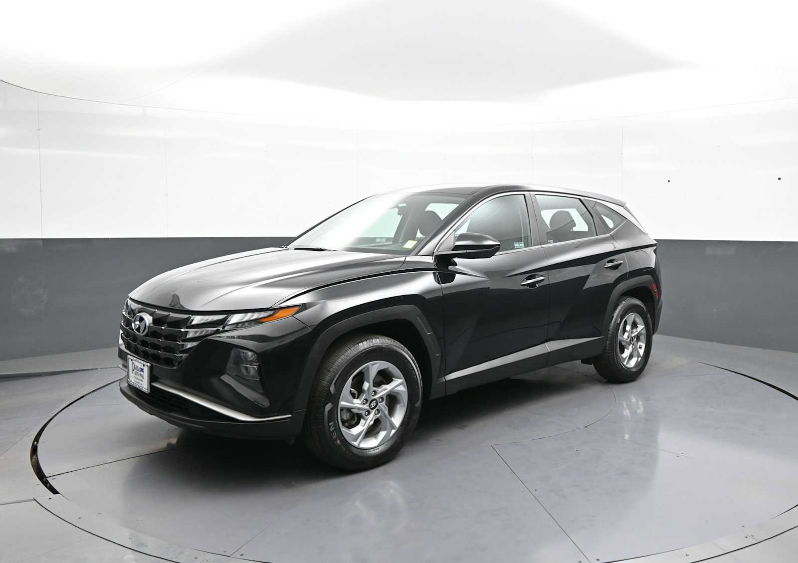 Used 2022 Hyundai Tucson SE AWD/4WD image 1