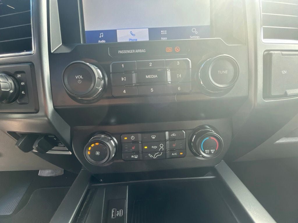 Used 2020 Ford F250 XLT w/ XLT Premium Package AWD/4WD image 17