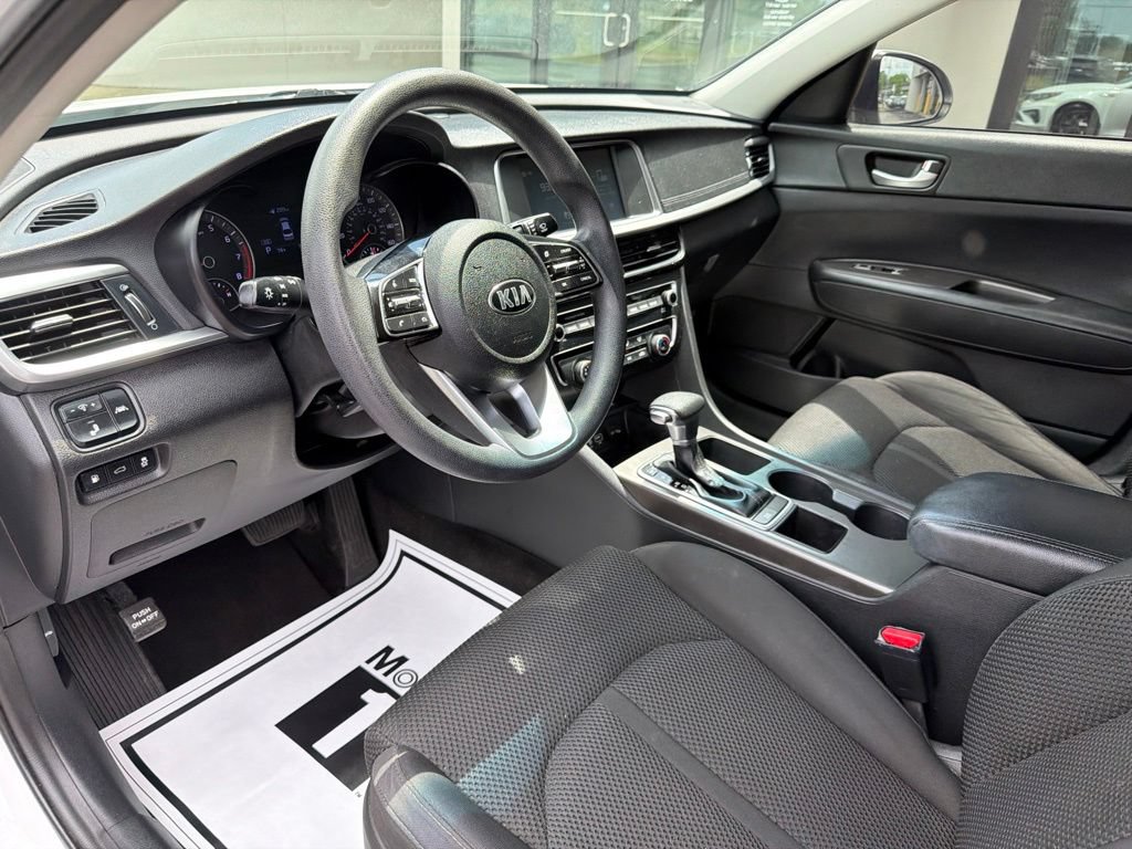 Used 2019 Kia Optima LX FWD image 25