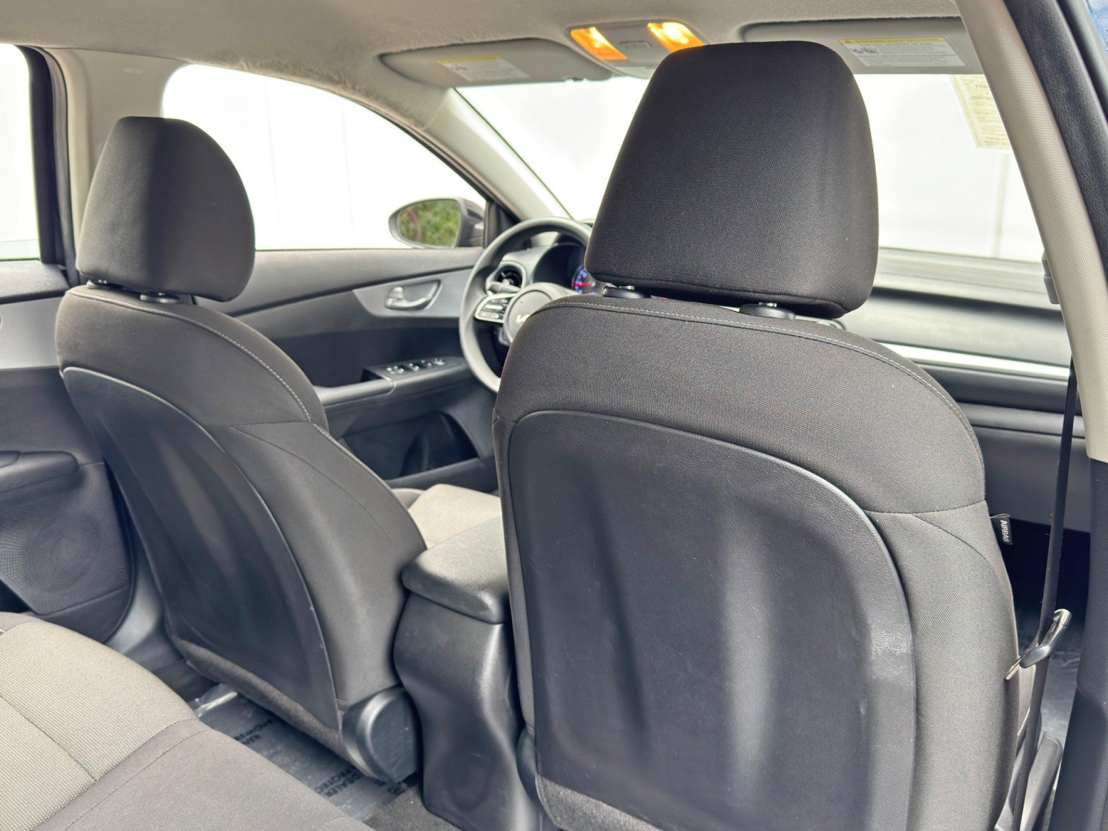 Used 2023 Kia Forte LXS FWD image 28