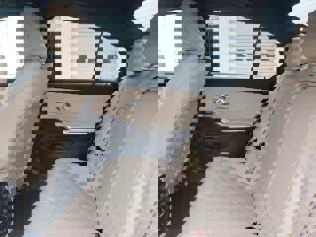 Used 2022 BMW 330i xDrive Sedan image 8