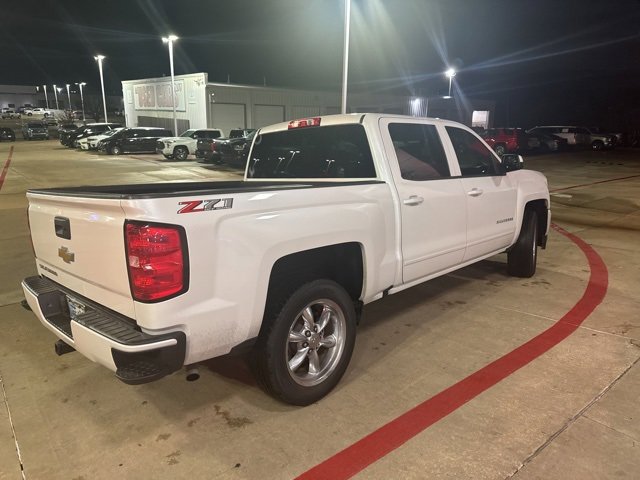 Used 2018 Chevrolet Silverado 1500 LT w/ All Star Edition image 2