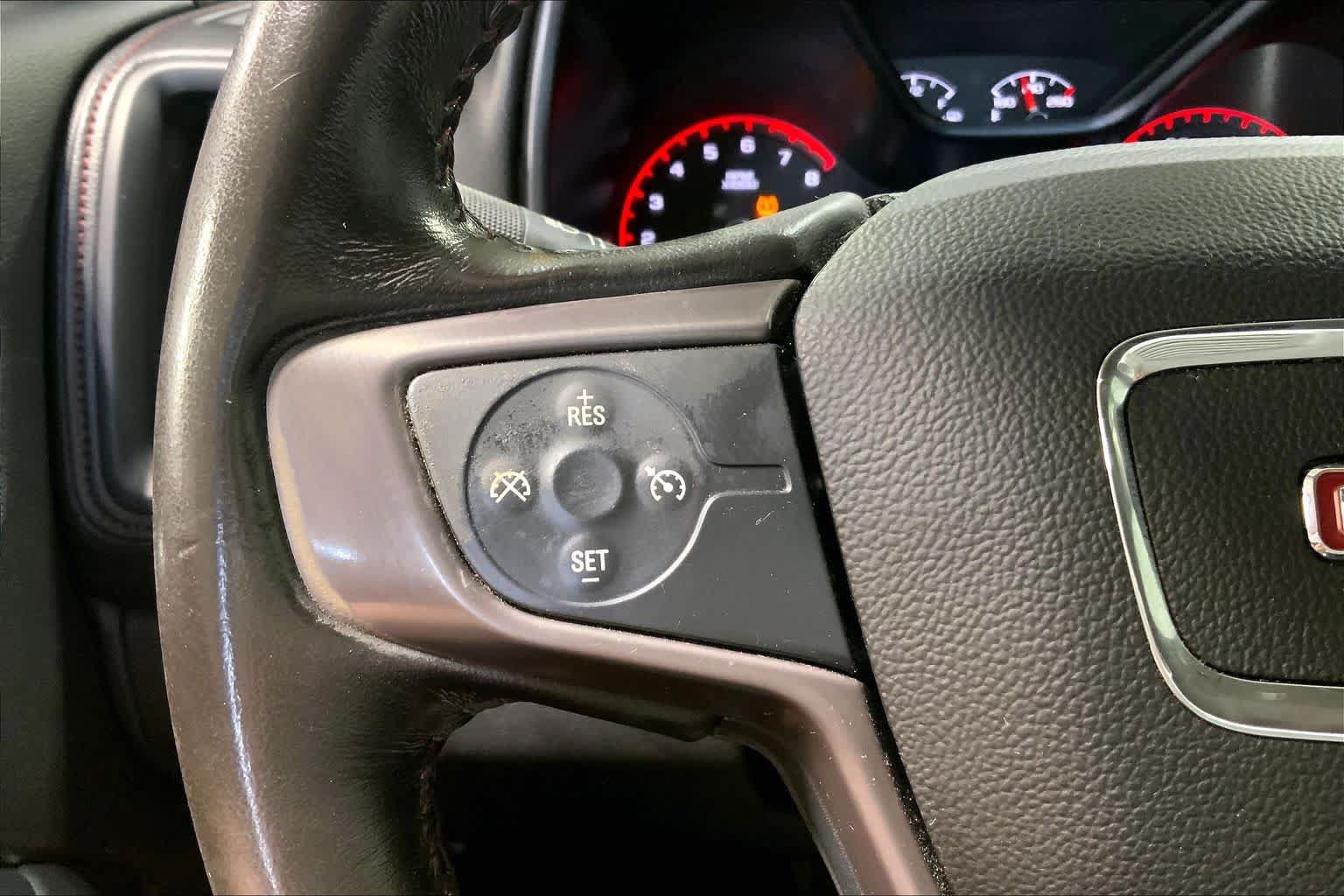 Used 2015 GMC Canyon SLE w/ All-Terrain Package RWD image 22