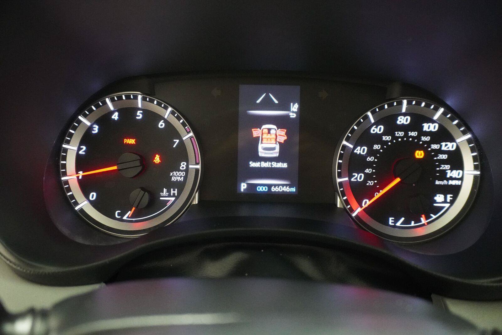 Used 2022 Toyota Highlander L FWD image 14