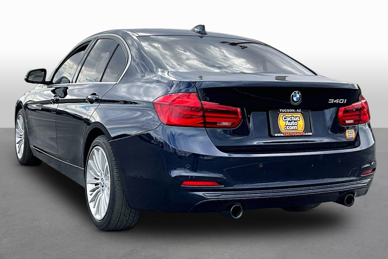 Used 2016 BMW 340i Sedan image 7