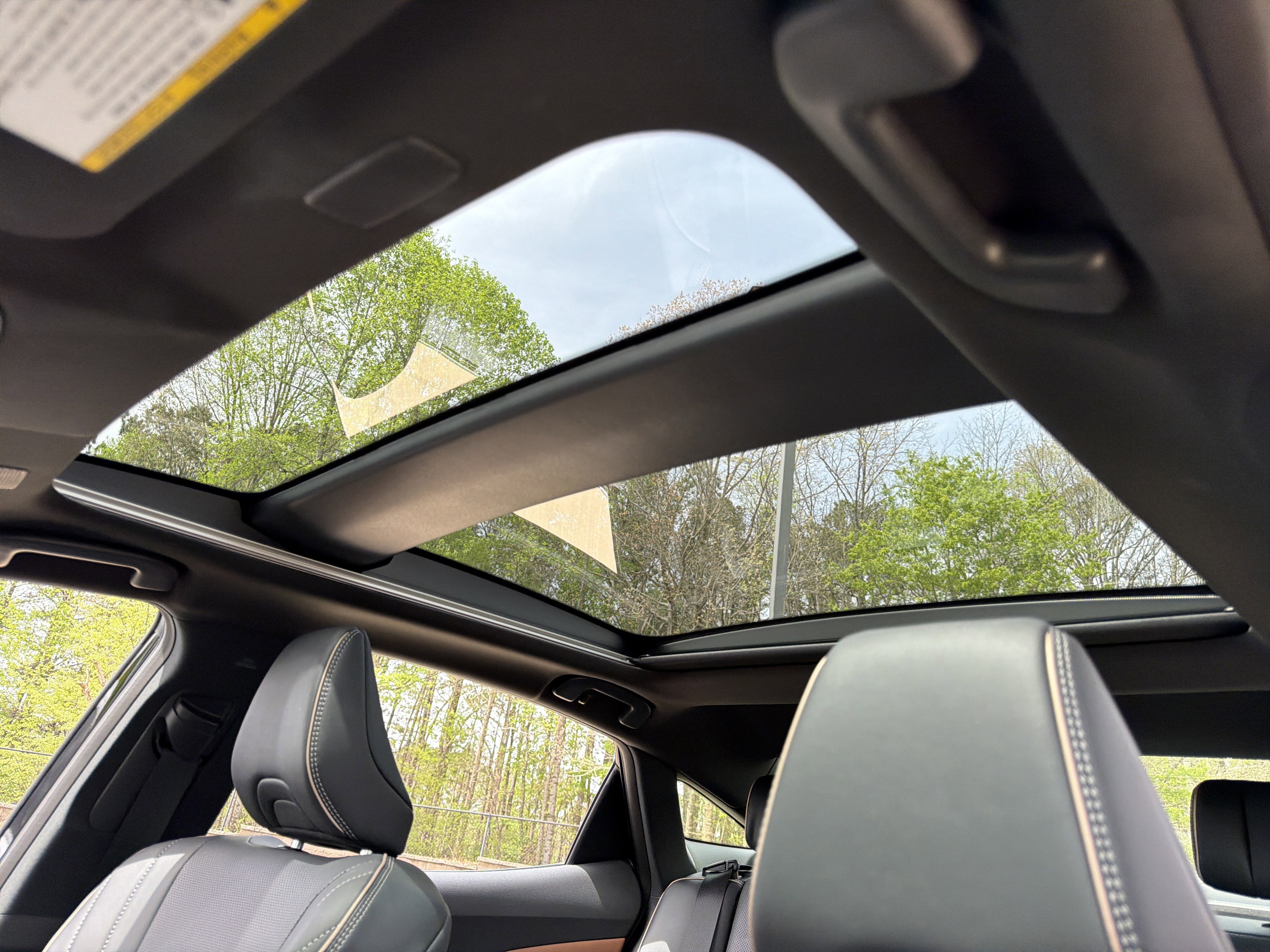 Used 2026 Toyota Crown Limited w/ Advanced Technology Package image 30