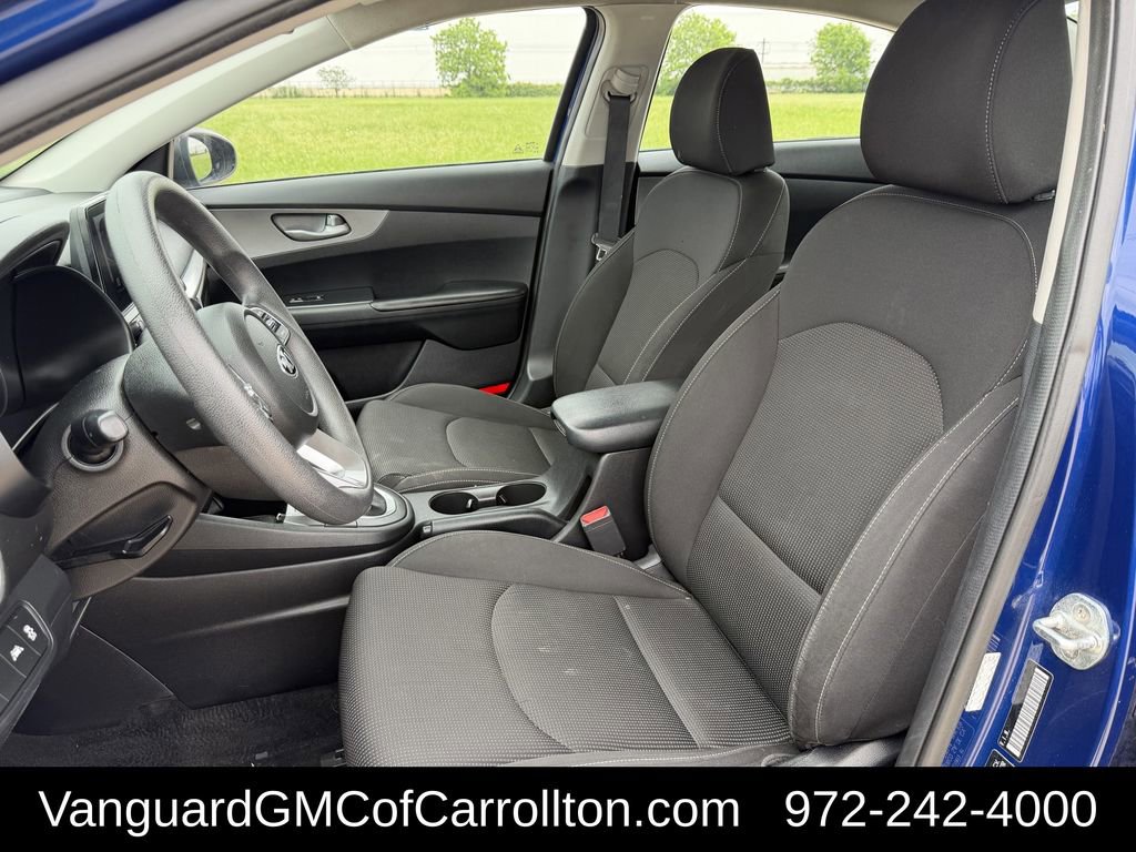 Used 2020 Kia Forte LXS FWD image 26