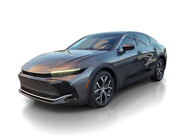 Used 2023 Toyota Crown Limited video 2