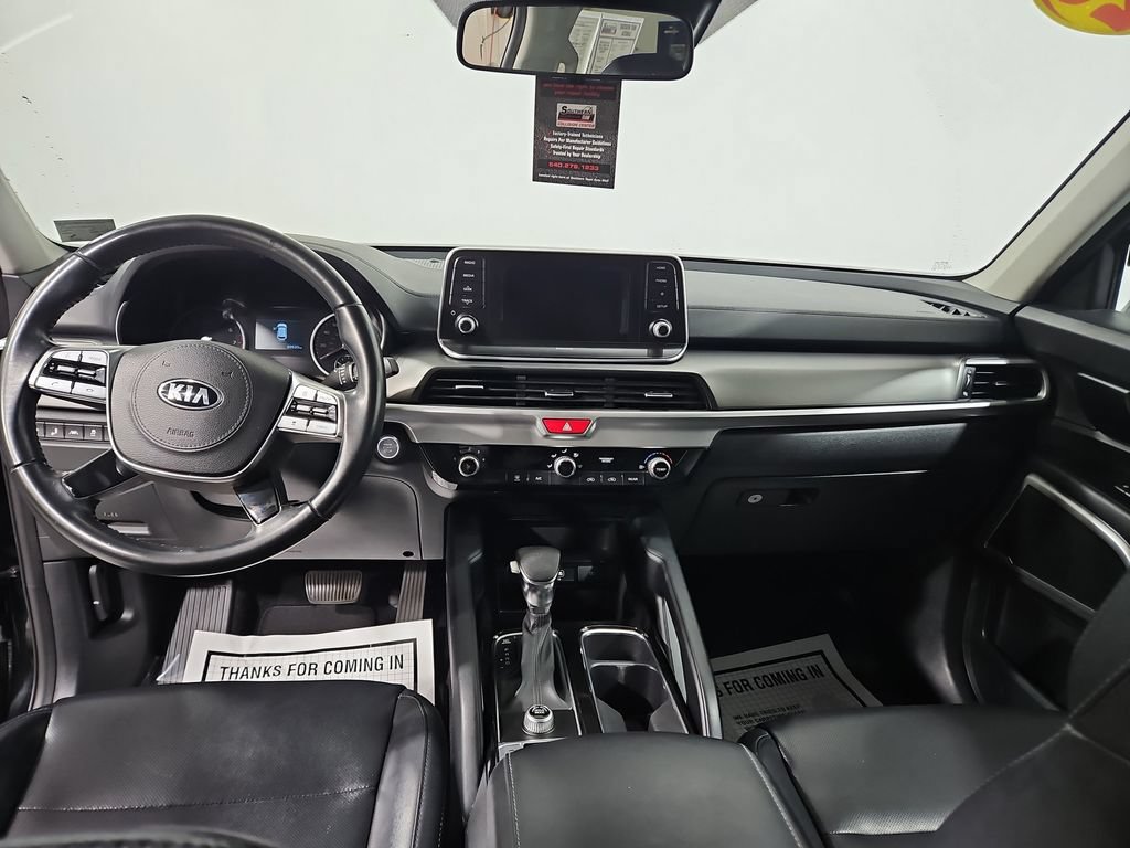 Used 2020 Kia Telluride LX FWD image 13