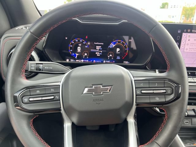 Used 2026 Chevrolet Colorado Z71 w/ Technology Package AWD/4WD image 18