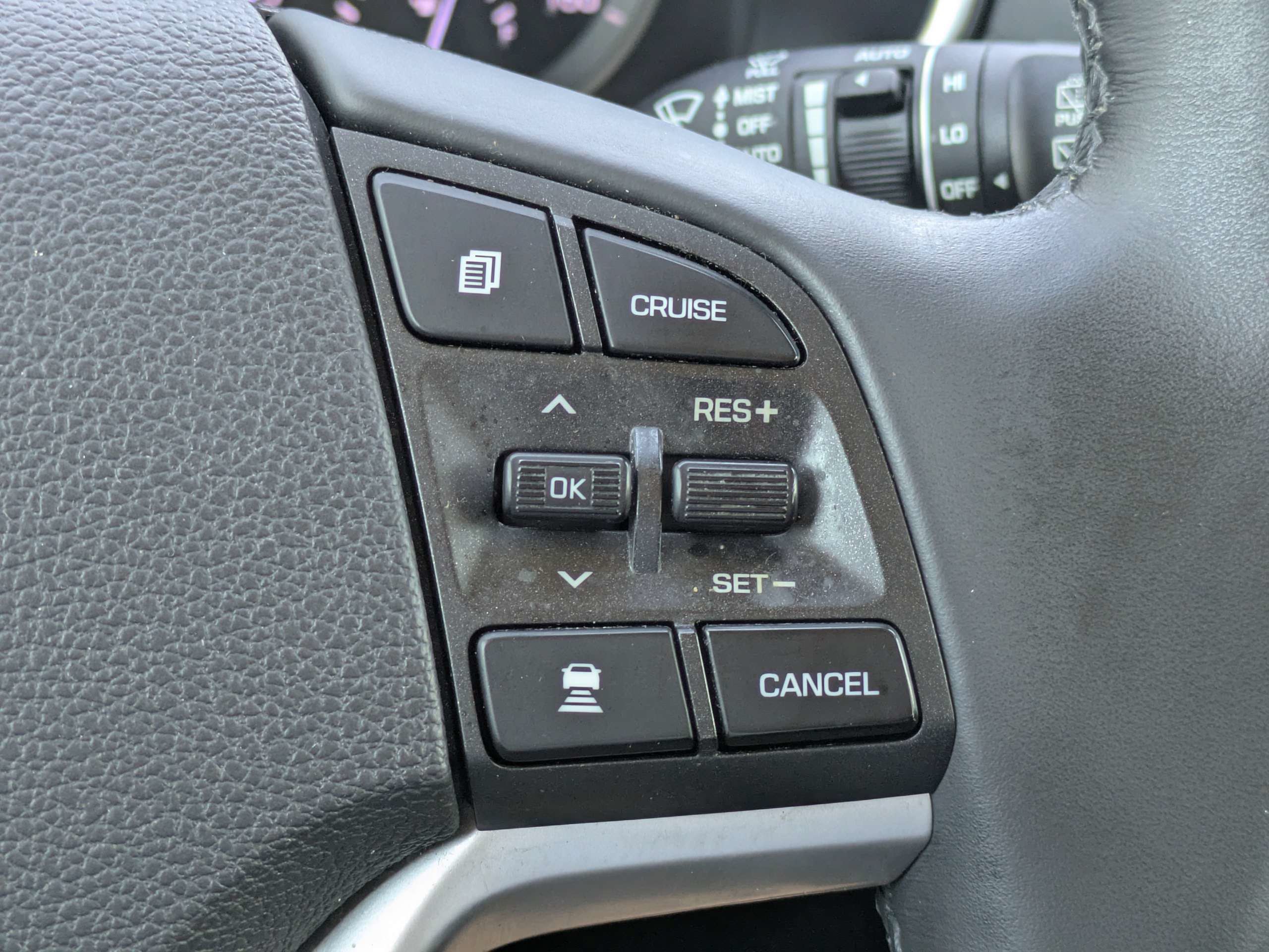 Used 2019 Hyundai Tucson Ultimate w/ Cargo Package FWD image 27