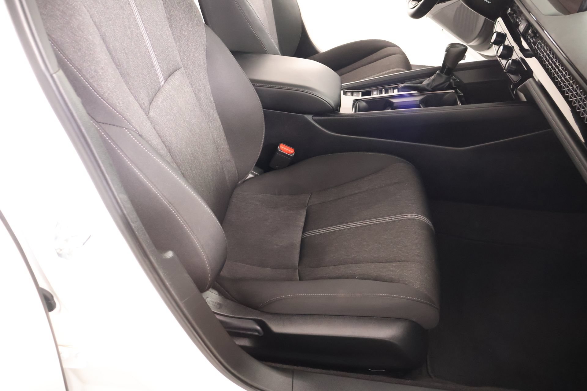 Used 2024 Honda Accord Sport image 12