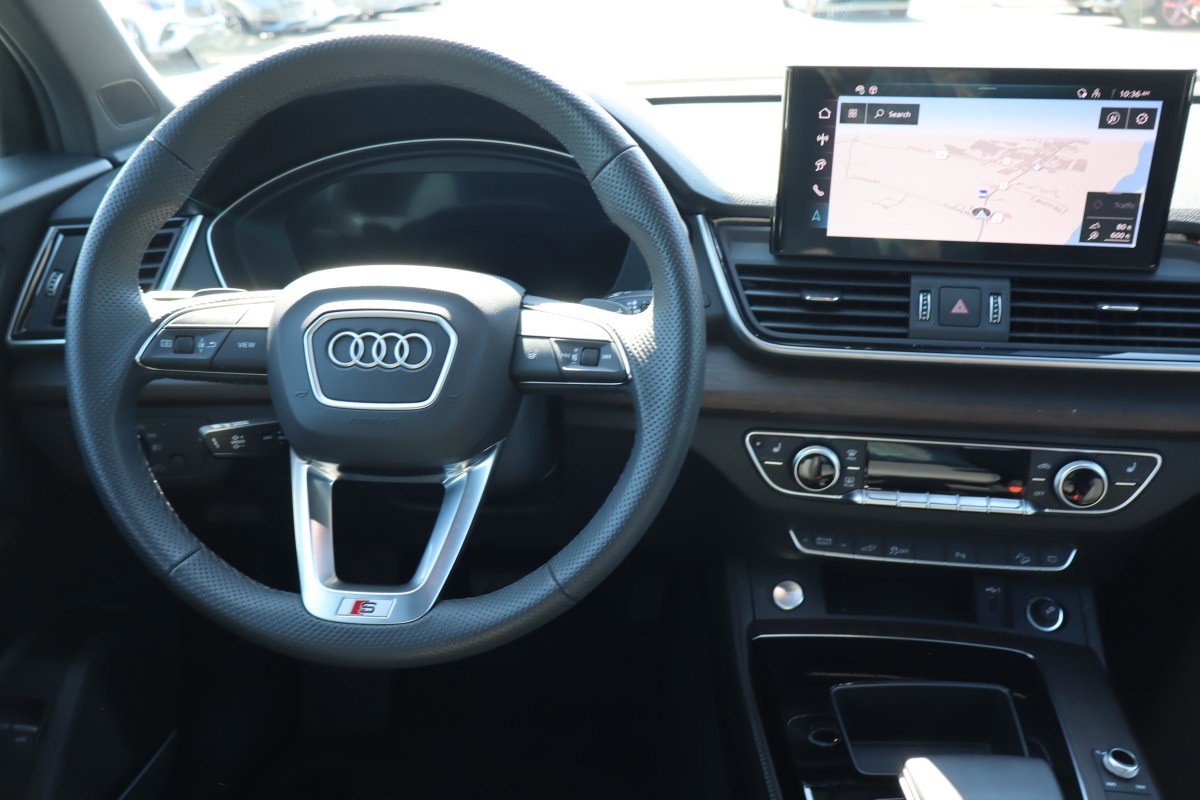 Used 2025 Audi Q5 e Premium Plus image 10