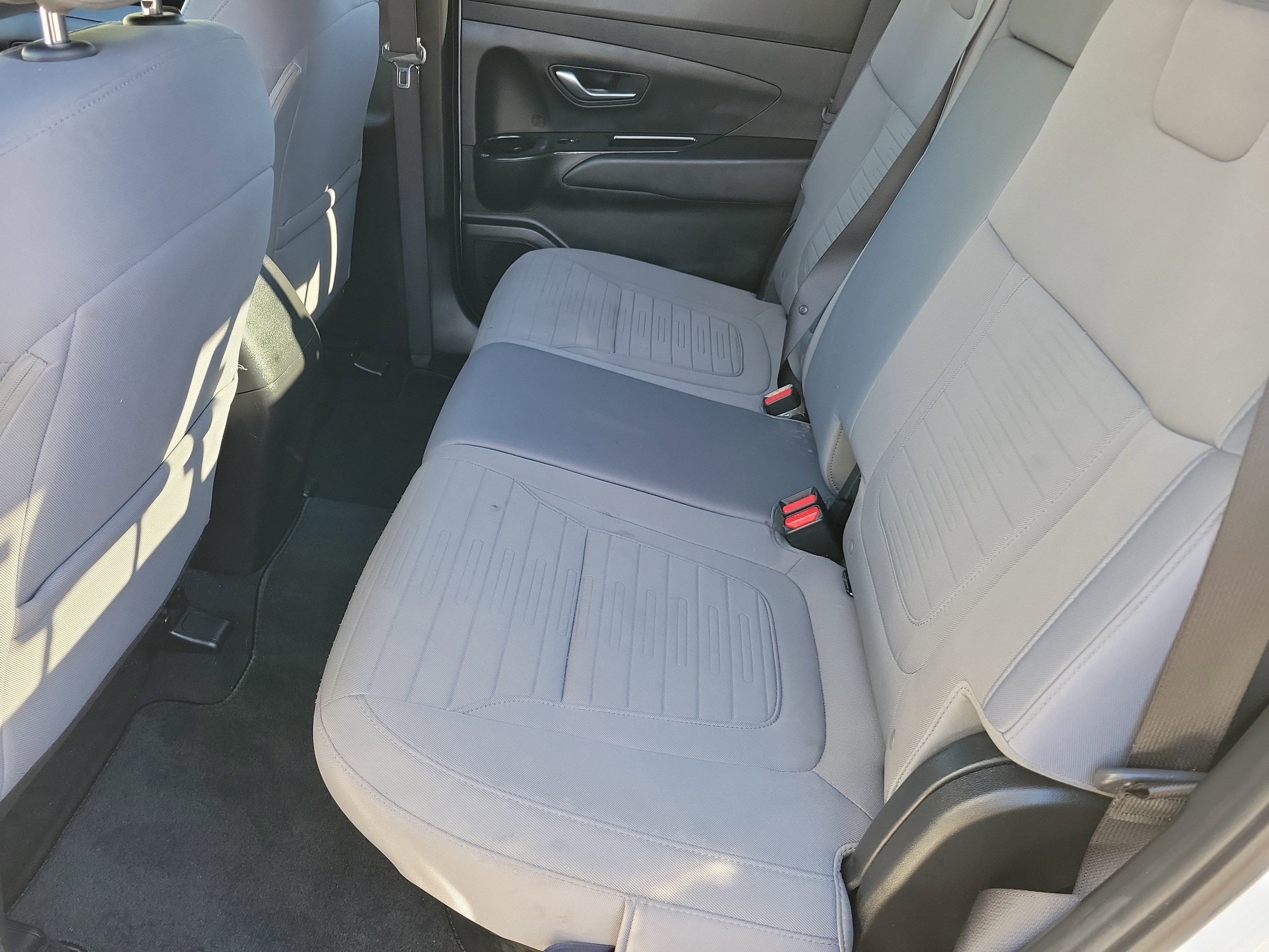 Used 2023 Hyundai Santa Cruz SEL Premium w/ Cargo Package image 6