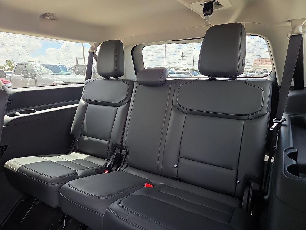 New 2027 Ford Expedition Max Active RWD image 16