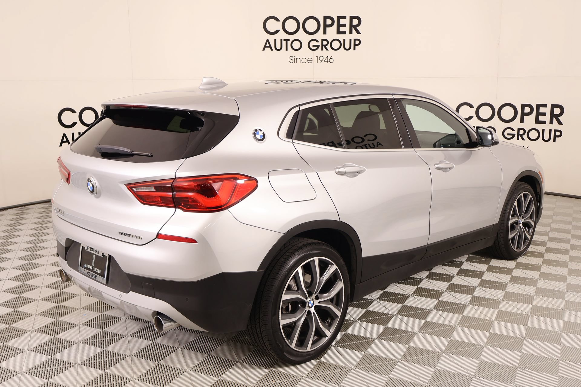 Used 2020 BMW X2 sDrive28i w/ Premium Package FWD image 22