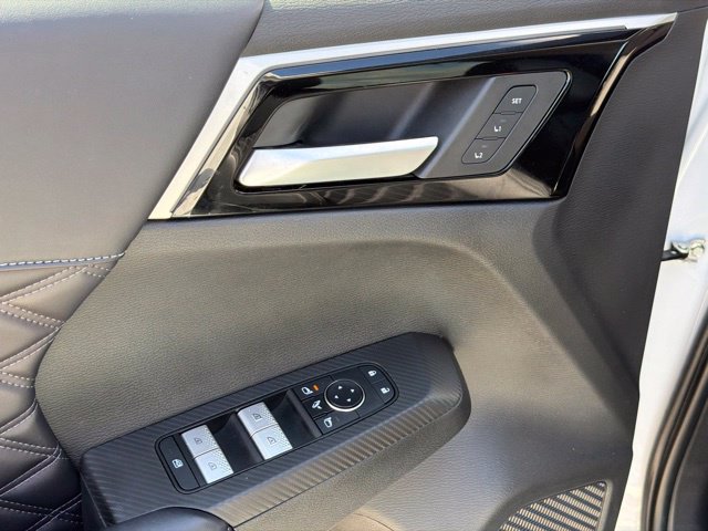 Used 2024 Mitsubishi Outlander SEL FWD image 32