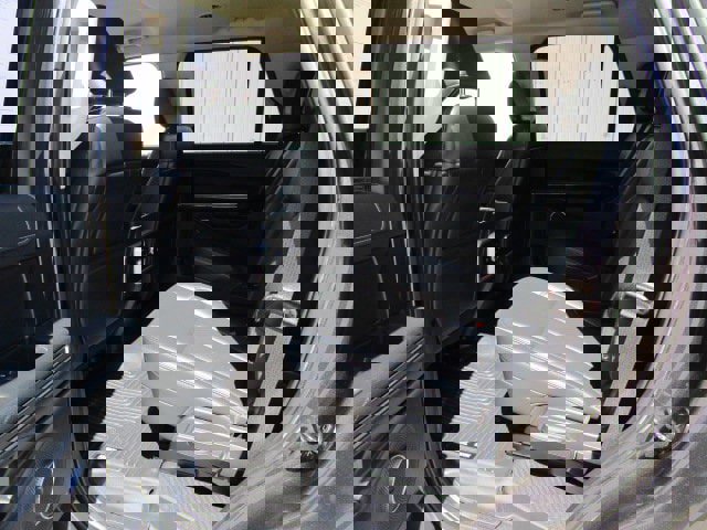 Used 2022 Ford Expedition XLT image 10