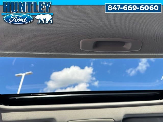 Used 2023 Toyota RAV4 XLE Premium AWD/4WD image 14