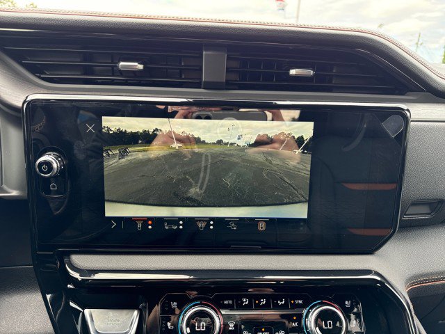 New 2026 GMC Sierra 2500 AT4 AWD/4WD image 28