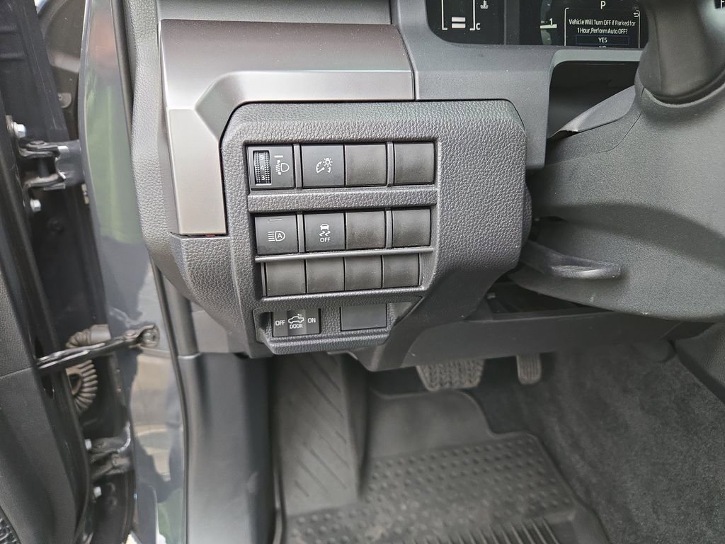 Certified 2025 Toyota Tacoma SR5 w/ SR5 Upgrade Package image 16