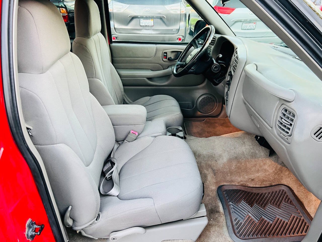 Used 2003 GMC Sonoma SLS w/ Convenience Package RWD image 14