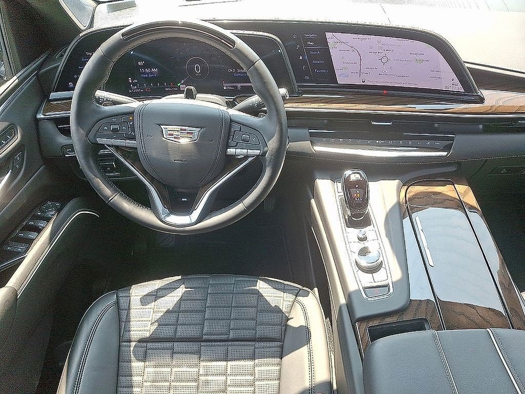 Certified 2024 Cadillac Escalade ESV Sport Platinum AWD/4WD image 22