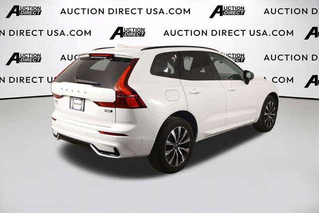 Used 2024 Volvo XC60 B5 Plus AWD/4WD image 42