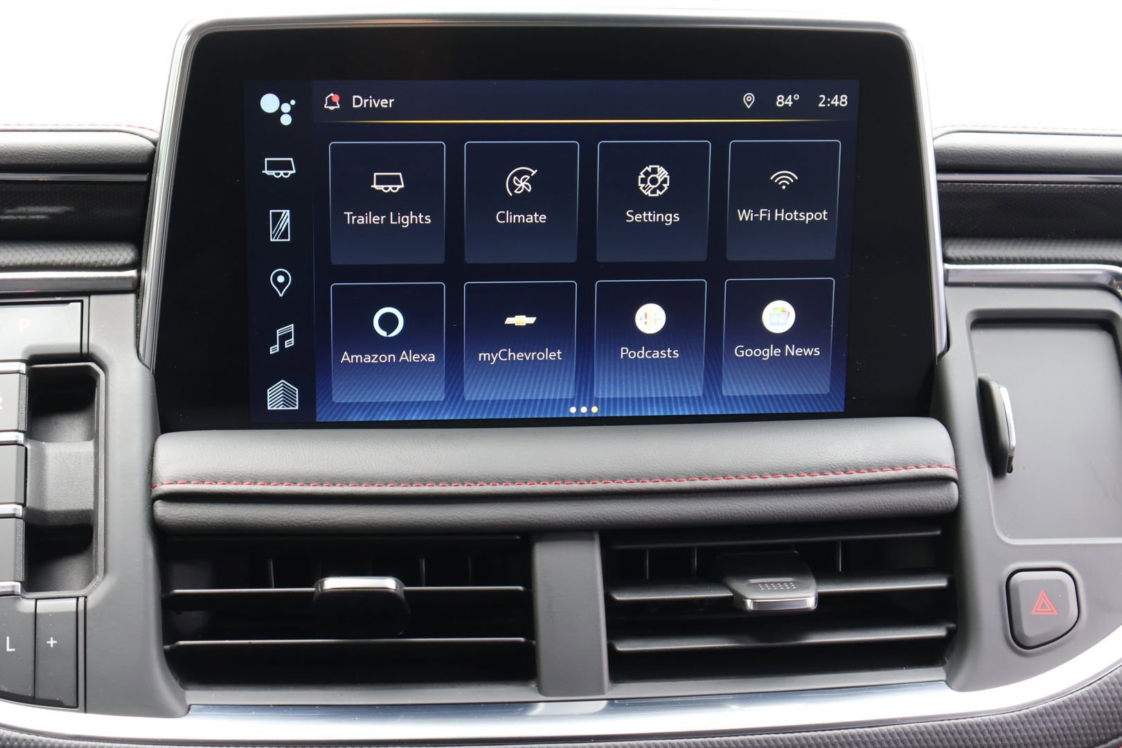Used 2023 Chevrolet Suburban RST w/ Luxury Package RWD image 16