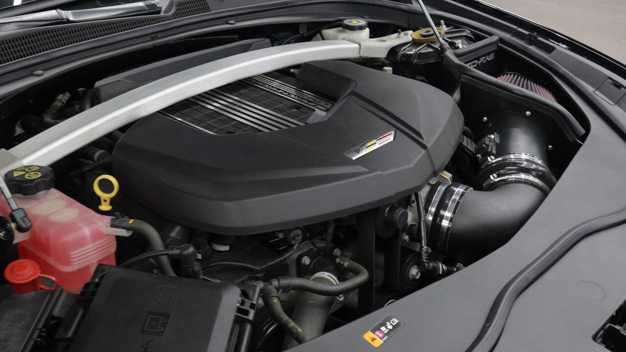 Used 2019 Cadillac CTS V w/ Luxury Package image 40