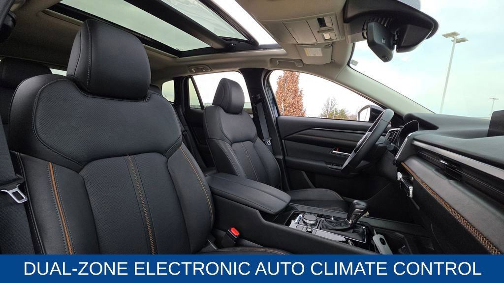 Used 2025 MAZDA CX-50 AWD 2.5 S w/ Premium Plus Pkg image 13