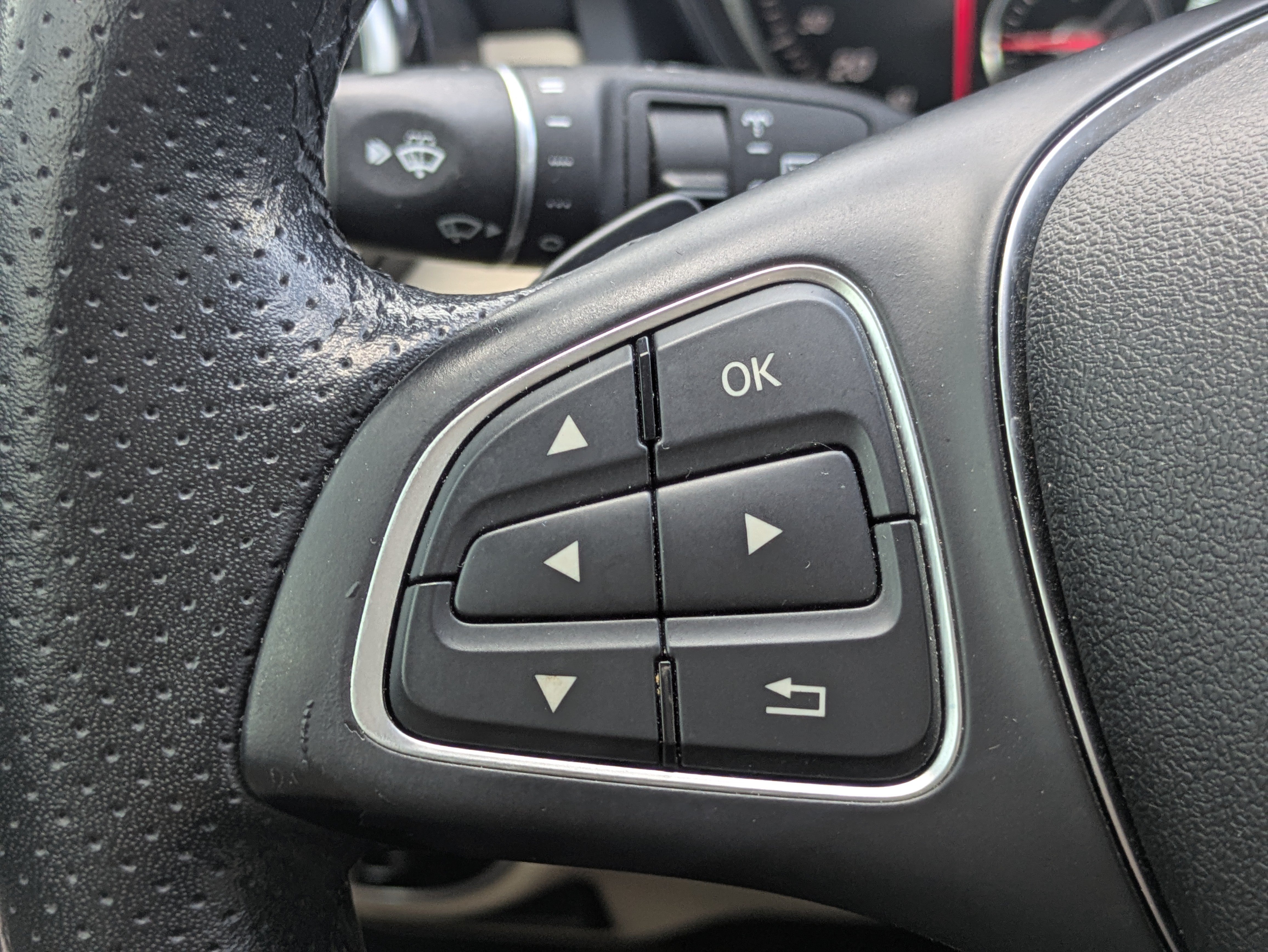 Certified 2018 Mercedes-Benz GLA 250 image 23