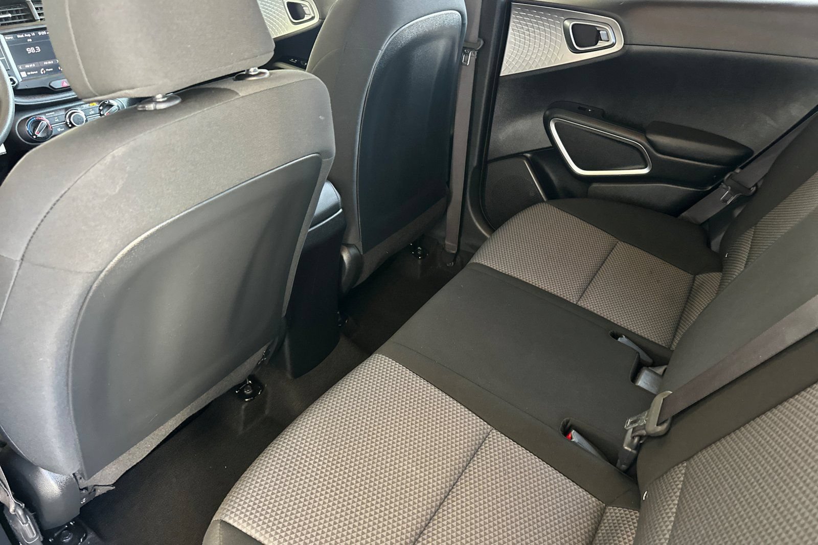 Certified 2023 Kia Soul LX FWD image 13