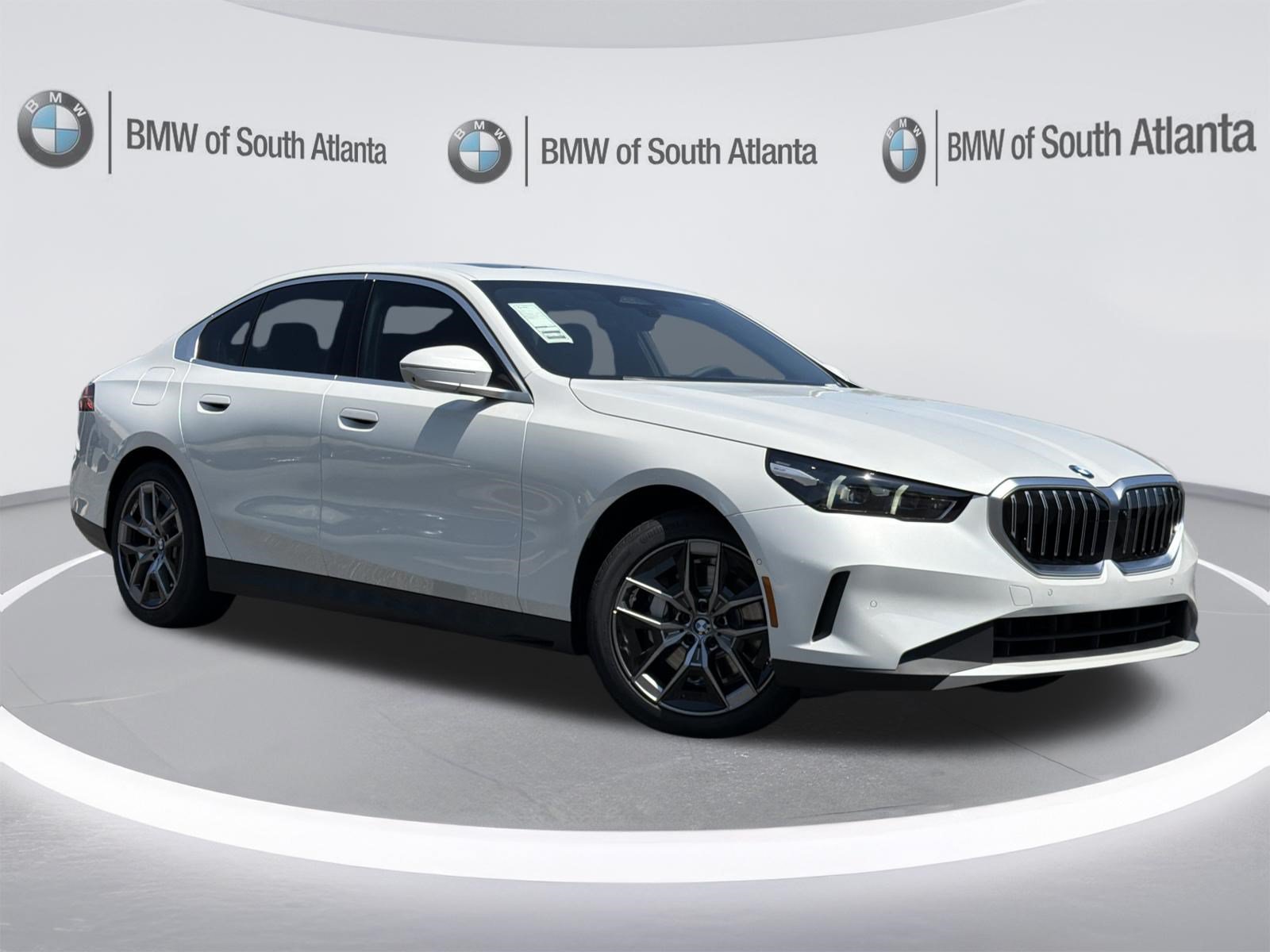 New 2027 BMW 530i w/ Premium Package RWD image 2