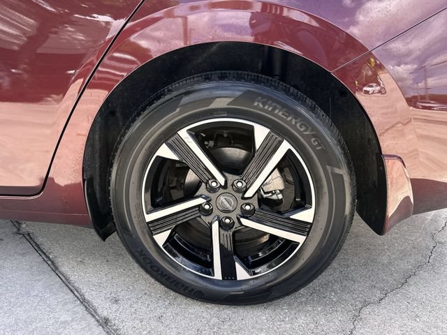 Used 2025 Nissan Sentra SV FWD image 11