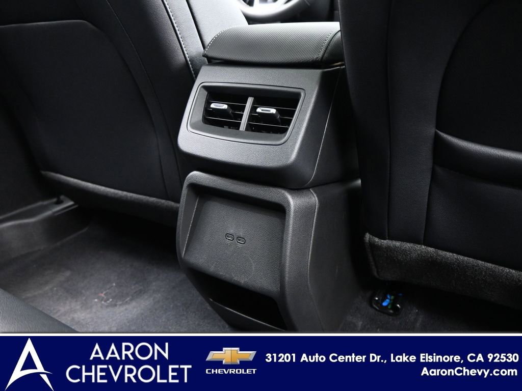 New 2026 Chevrolet Equinox EV LT w/ LPO, Blackout Package image 31