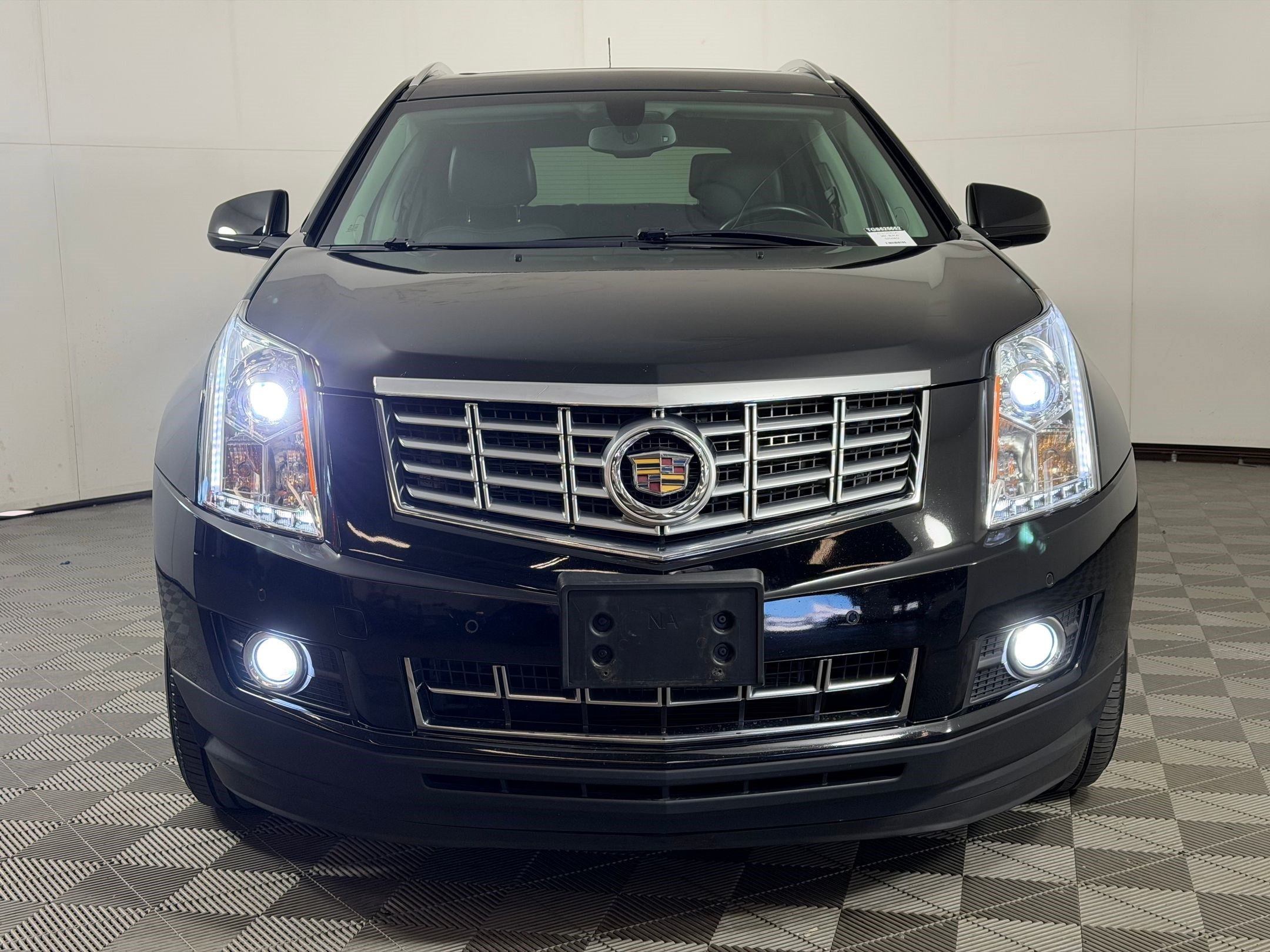 Used 2016 Cadillac SRX Luxury FWD image 5