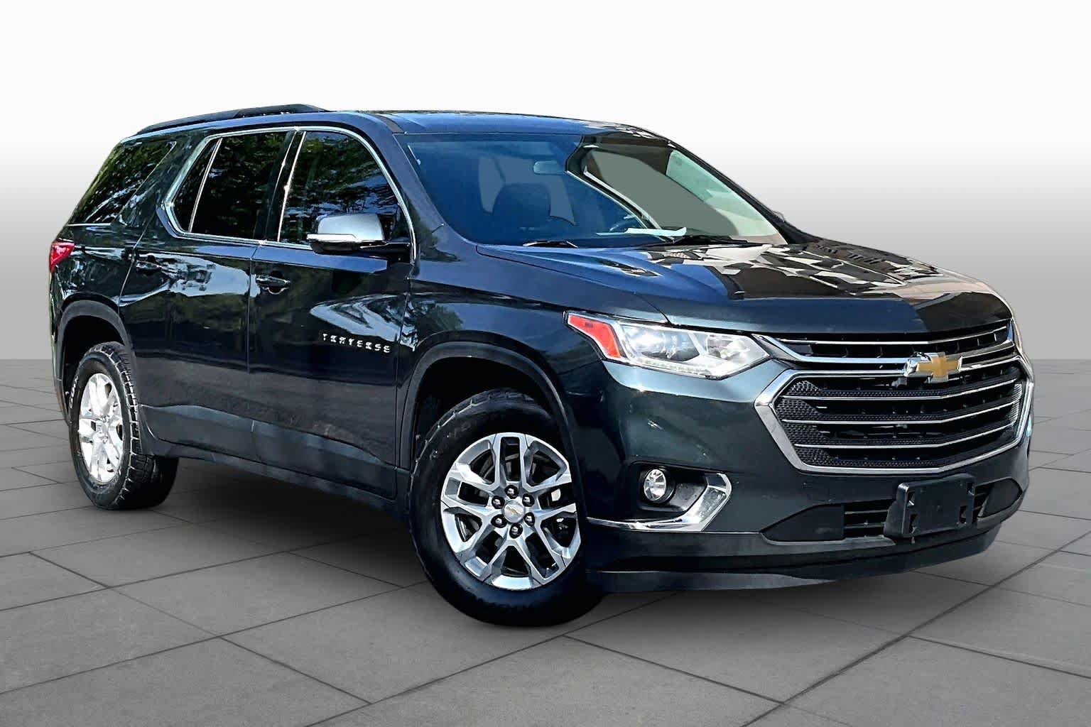 Used 2019 Chevrolet Traverse LT FWD image 4