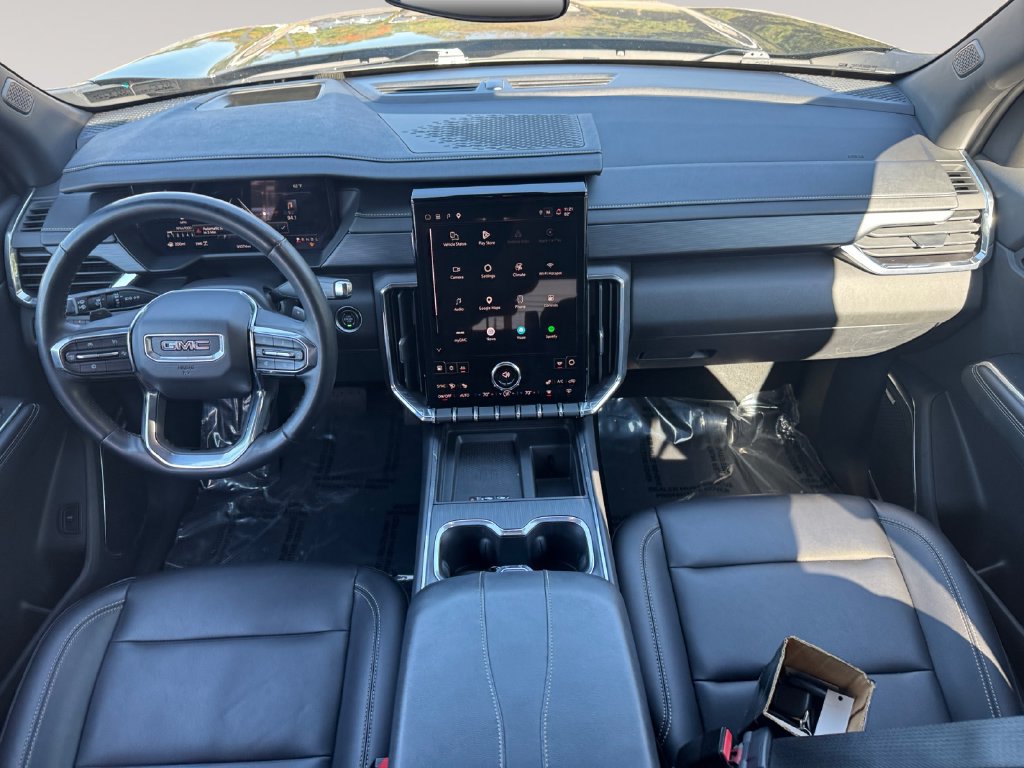 Used 2024 GMC Acadia Elevation w/ Luxury Package AWD/4WD image 10