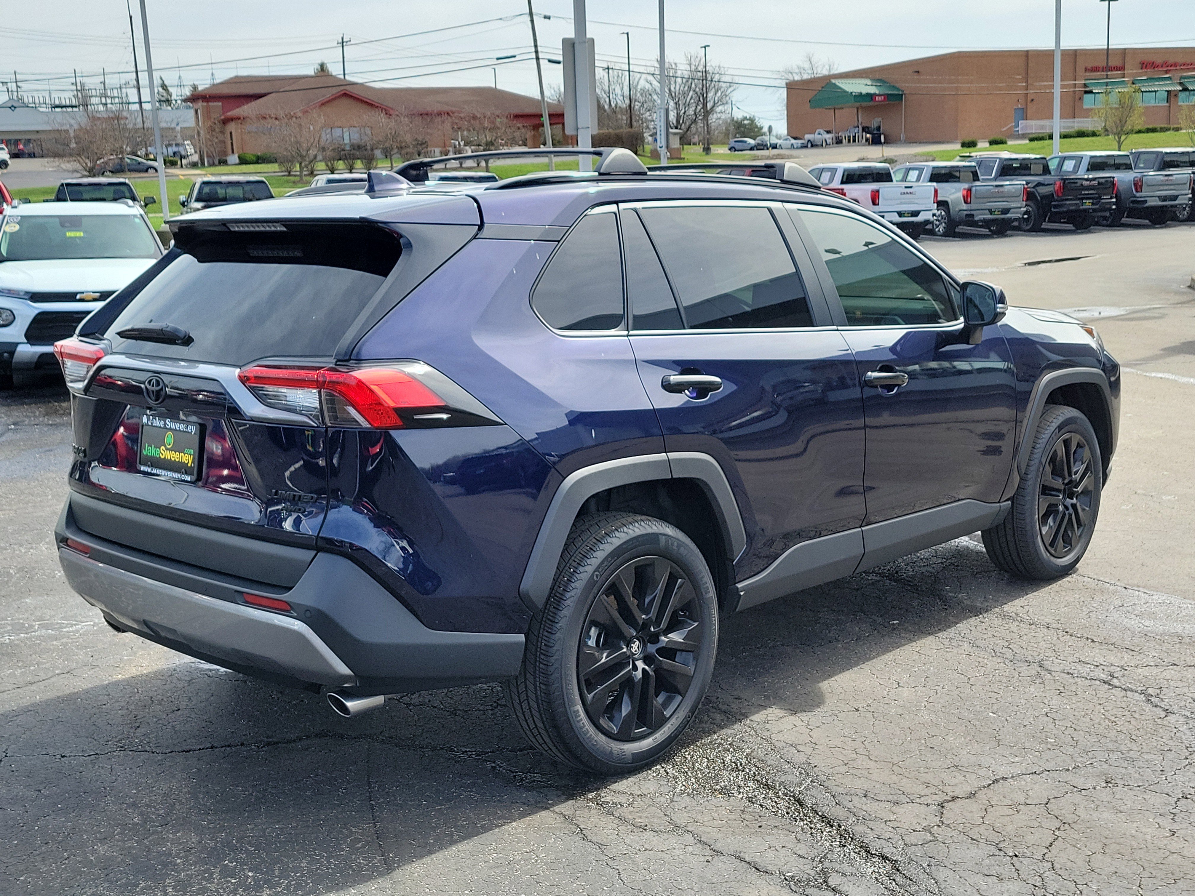 Used 2025 Toyota RAV4 Limited w/ Weather Package image 4