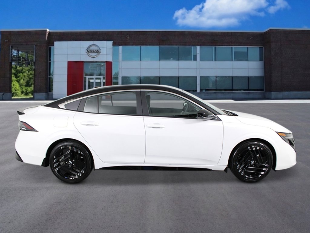 New 2026 Nissan Sentra SR image 6