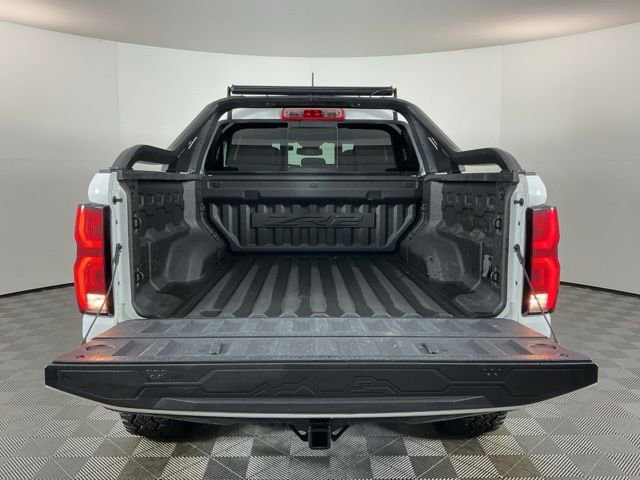 Used 2023 Chevrolet Colorado ZR2 w/ Desert Boss Special Edition AWD/4WD image 7