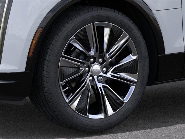 New 2026 Cadillac Lyriq Signature Luxury image 9