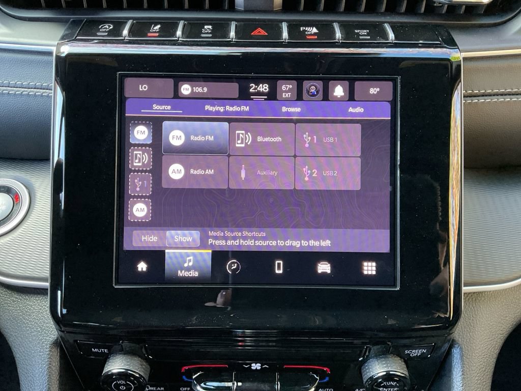 Used 2025 Jeep Grand Cherokee Laredo RWD image 20