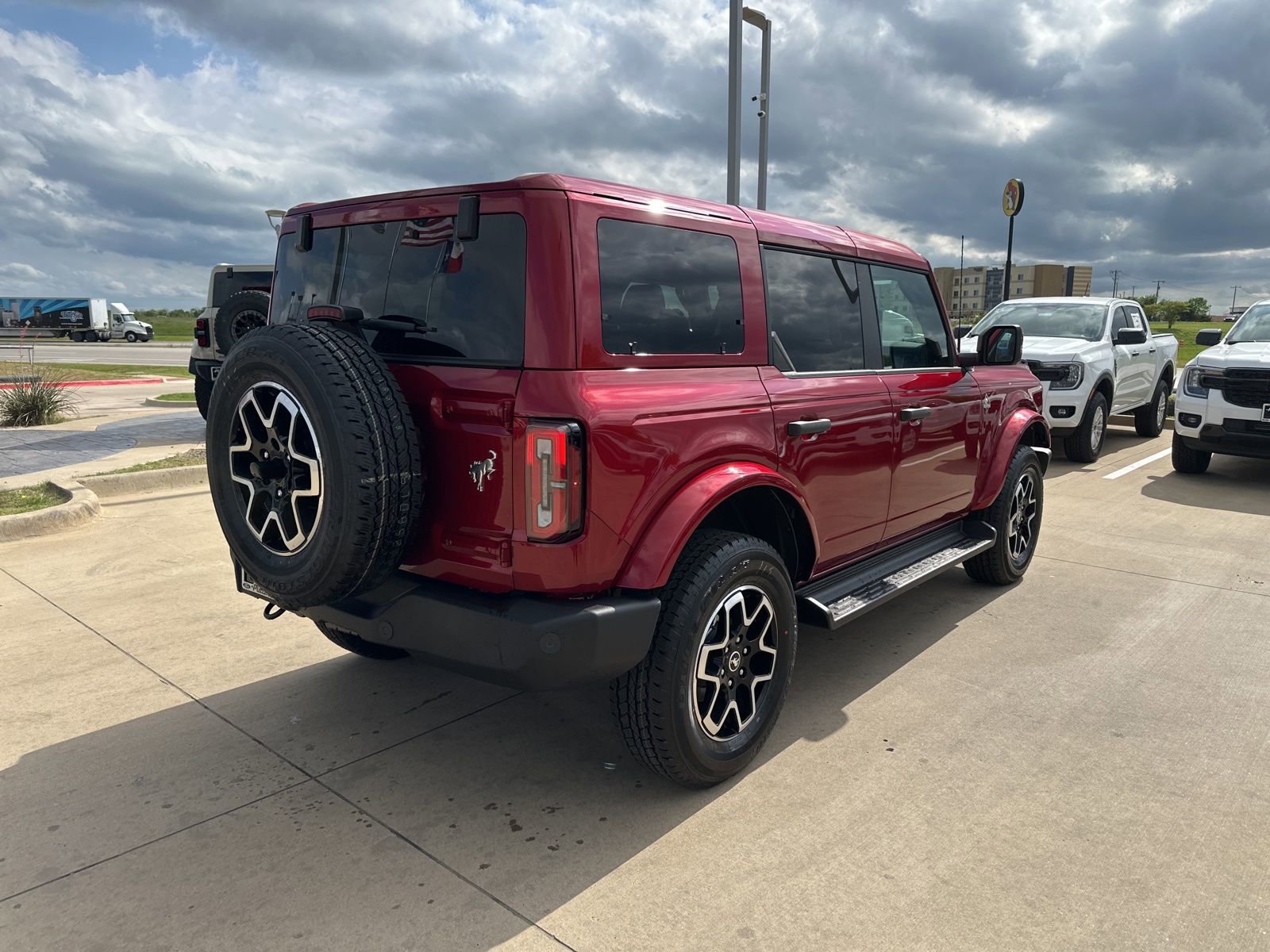 New 2026 Ford Bronco Outer Banks AWD/4WD image 6