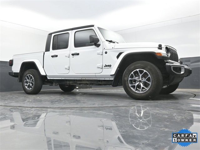 Used 2024 Jeep Gladiator Sport image 43