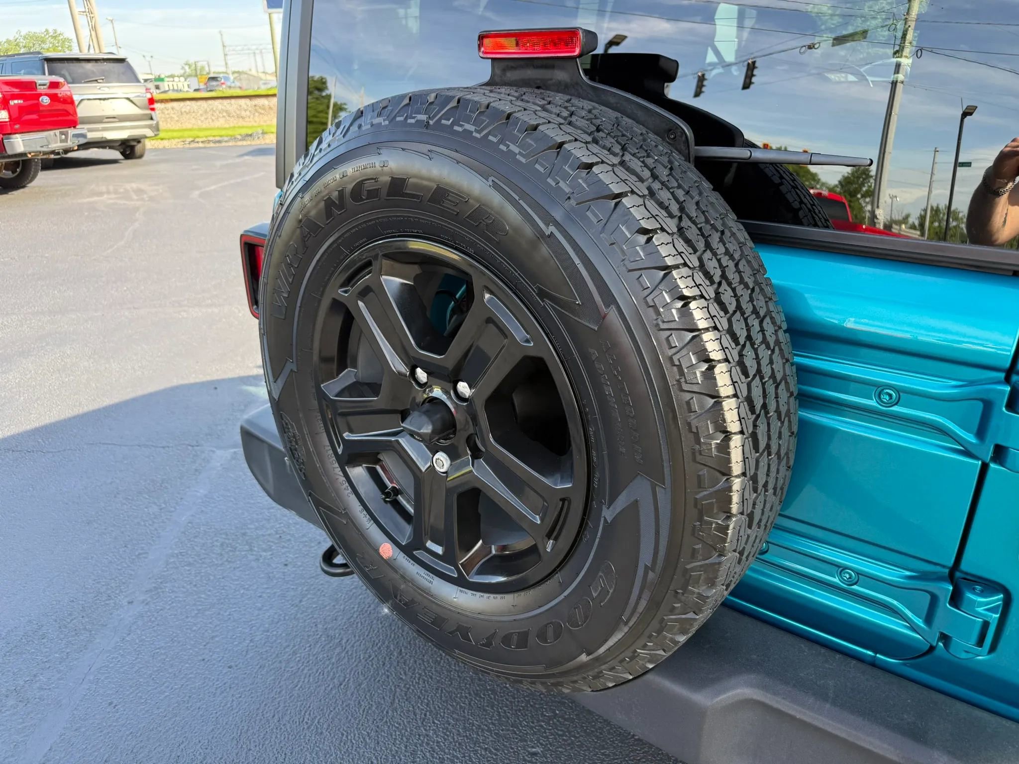 Used 2019 Jeep Wrangler Unlimited Sport S AWD/4WD image 38