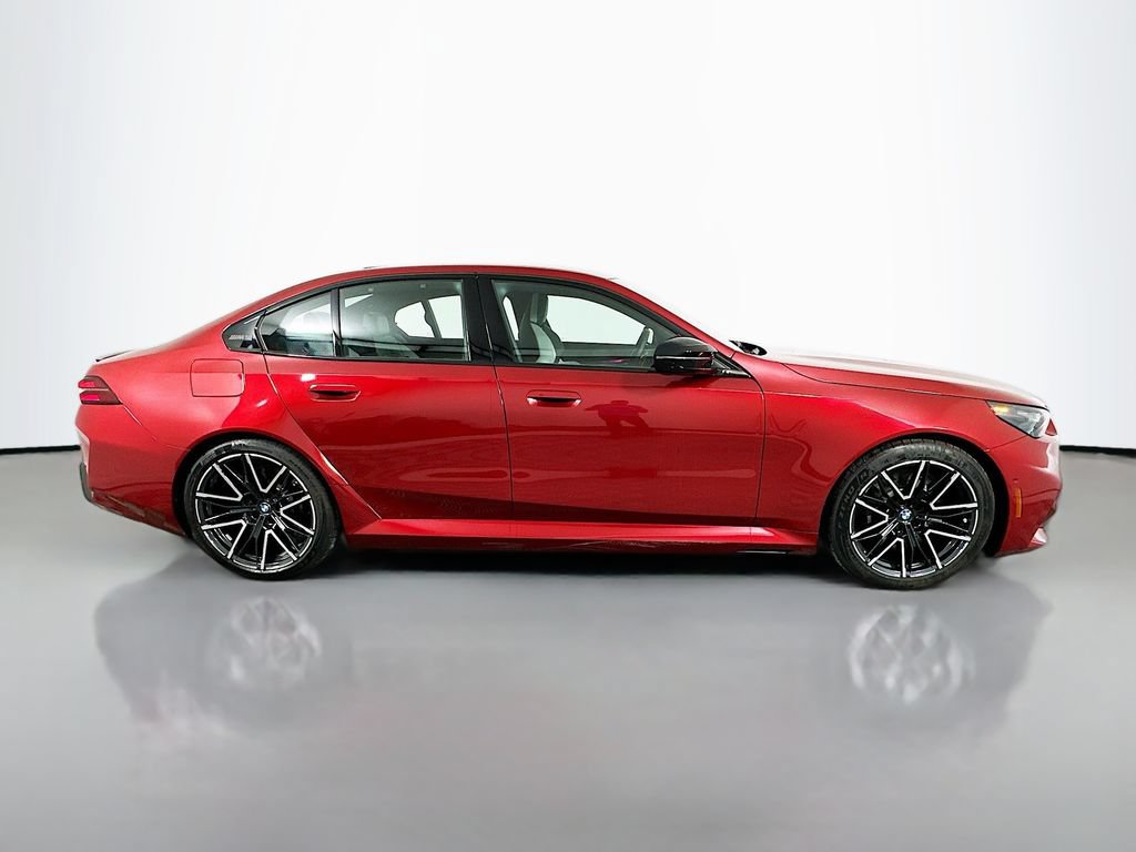 Used 2026 BMW M5 w/ Executive Package AWD/4WD image 4