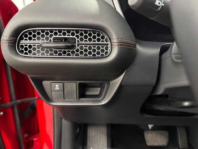 Certified 2025 Honda HR-V Sport image 30